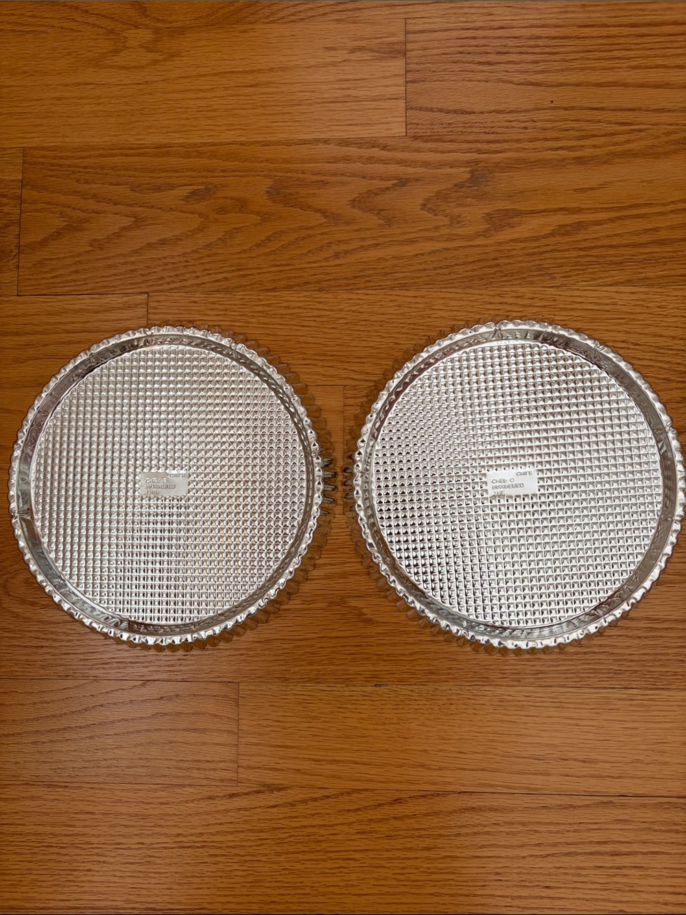 The Pampered Chef Tinned Steel Round Textured Flan Pans- Set of 2